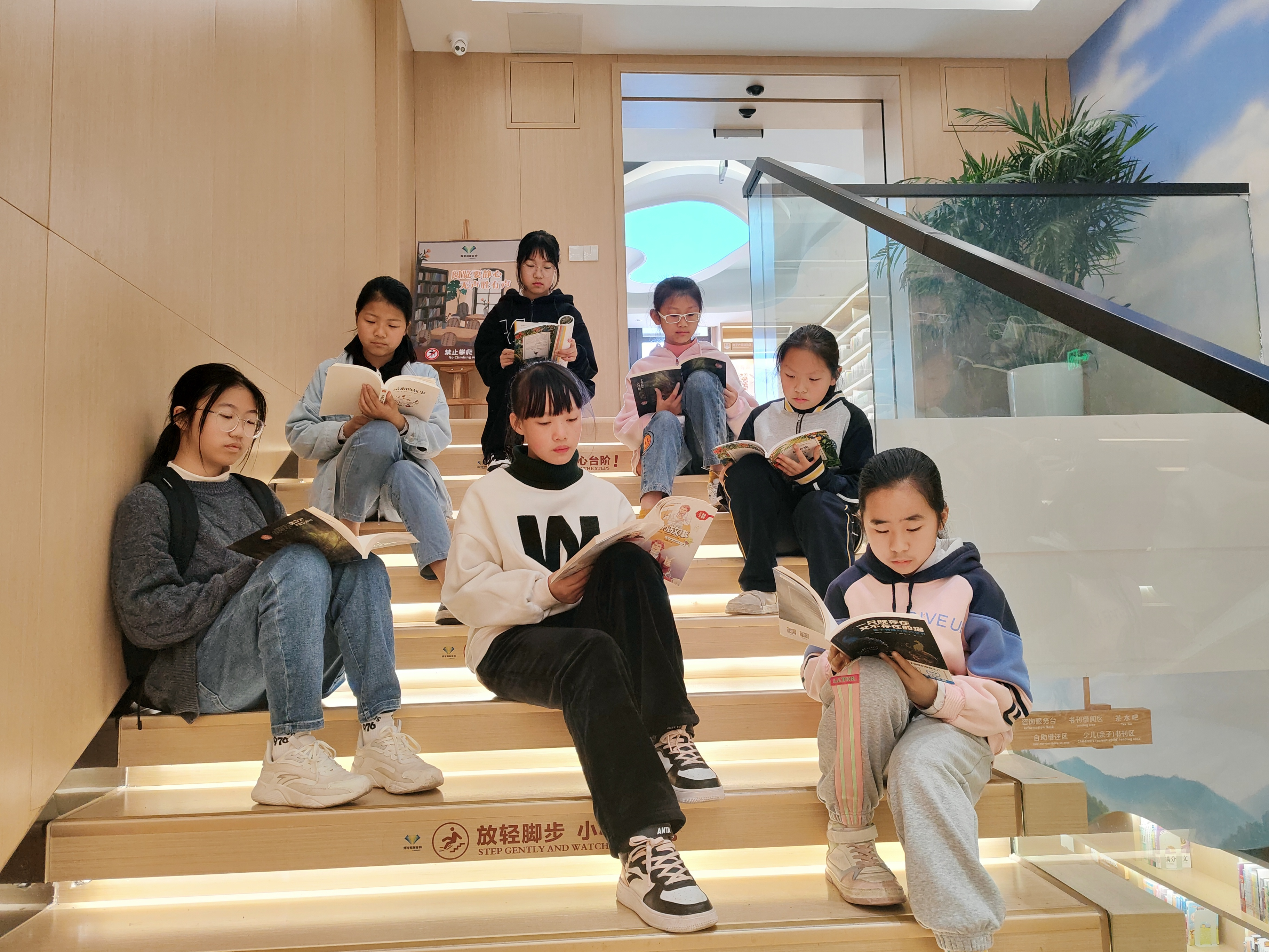 365教育平台官网_office365打不开_365bet开户注册紫薇小学:开展 “书香致远,墨卷至...